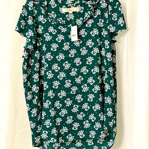 LOFT beautiful green with white design